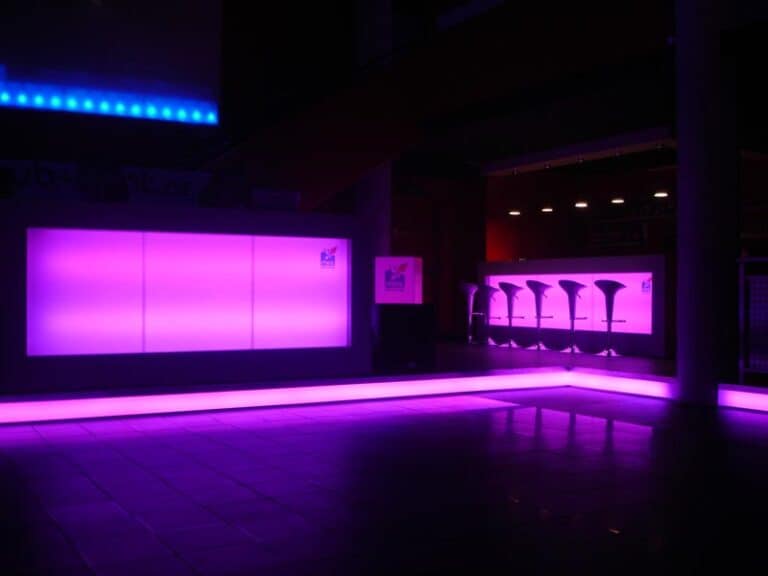 LED-Beleuchtung für Disco, Lounge & Bar