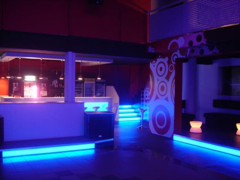 LED-Beleuchtung für Disco, Lounge & Bar