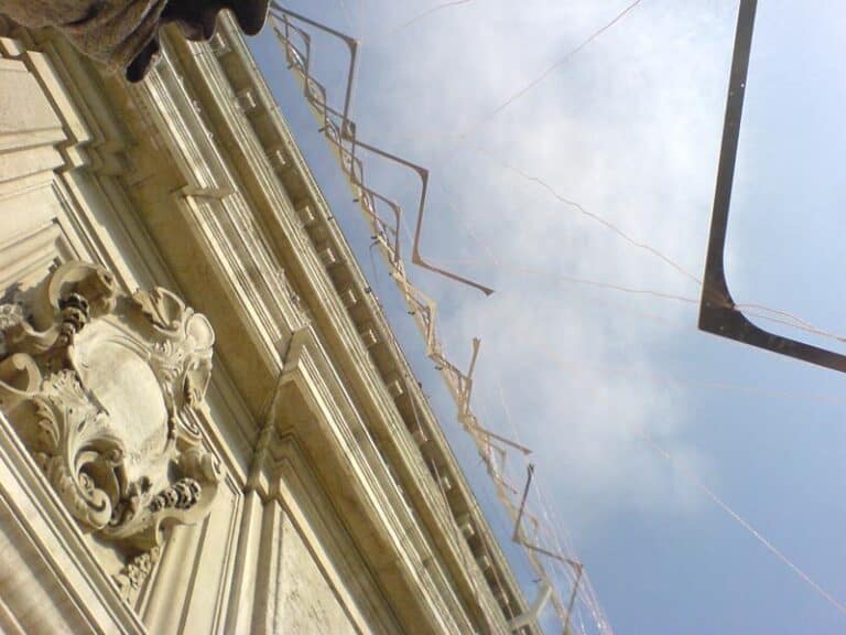 Palazzo Grassi, Venedig, "Your wave is" 2006; Olafur Eliasson Fassadenkunst mit Slimlight Fiber