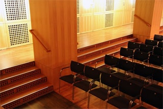 LED Stufenprofile in Kongress- & Veranstaltungszentren
